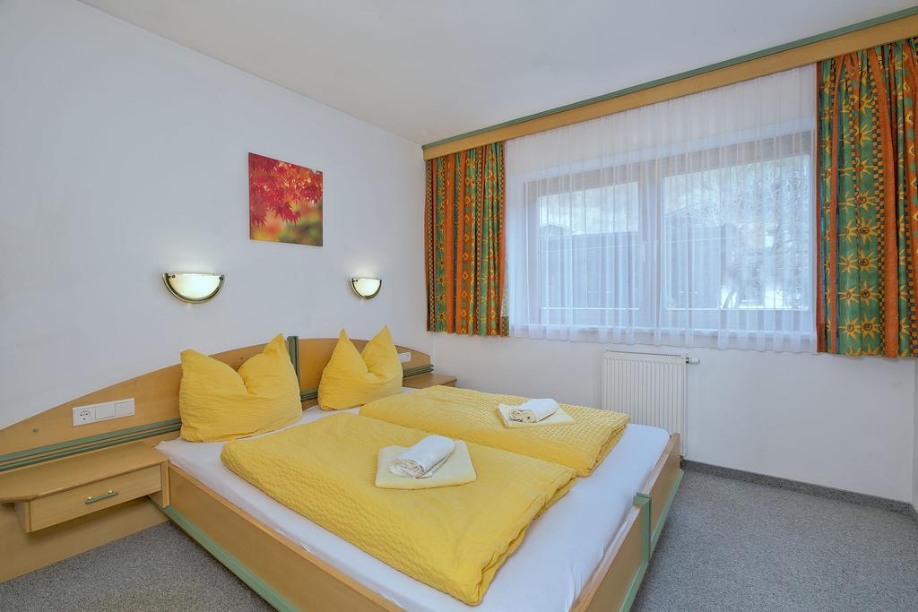 Apartment Ferienwohnung Bacher Кримл Екстериор снимка